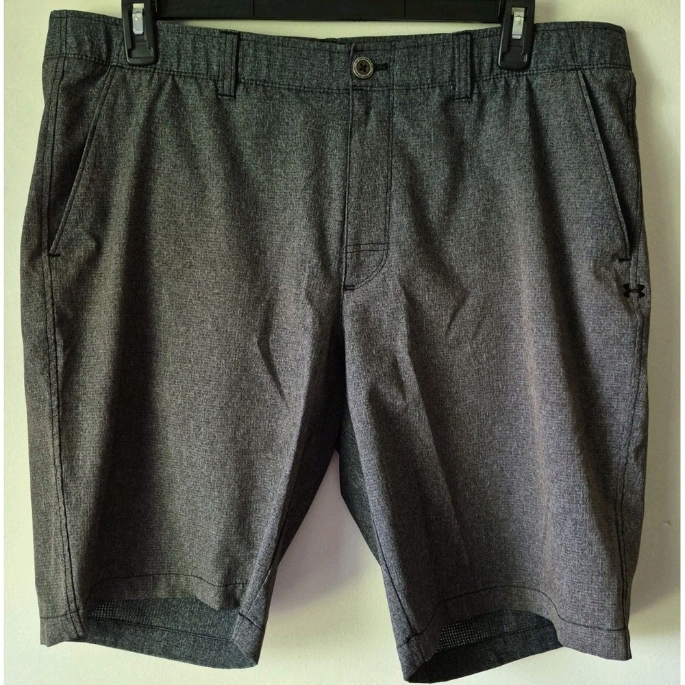 Under Armour UA Showdown Vented Golf Shorts Heathered Grey Men's Size 40